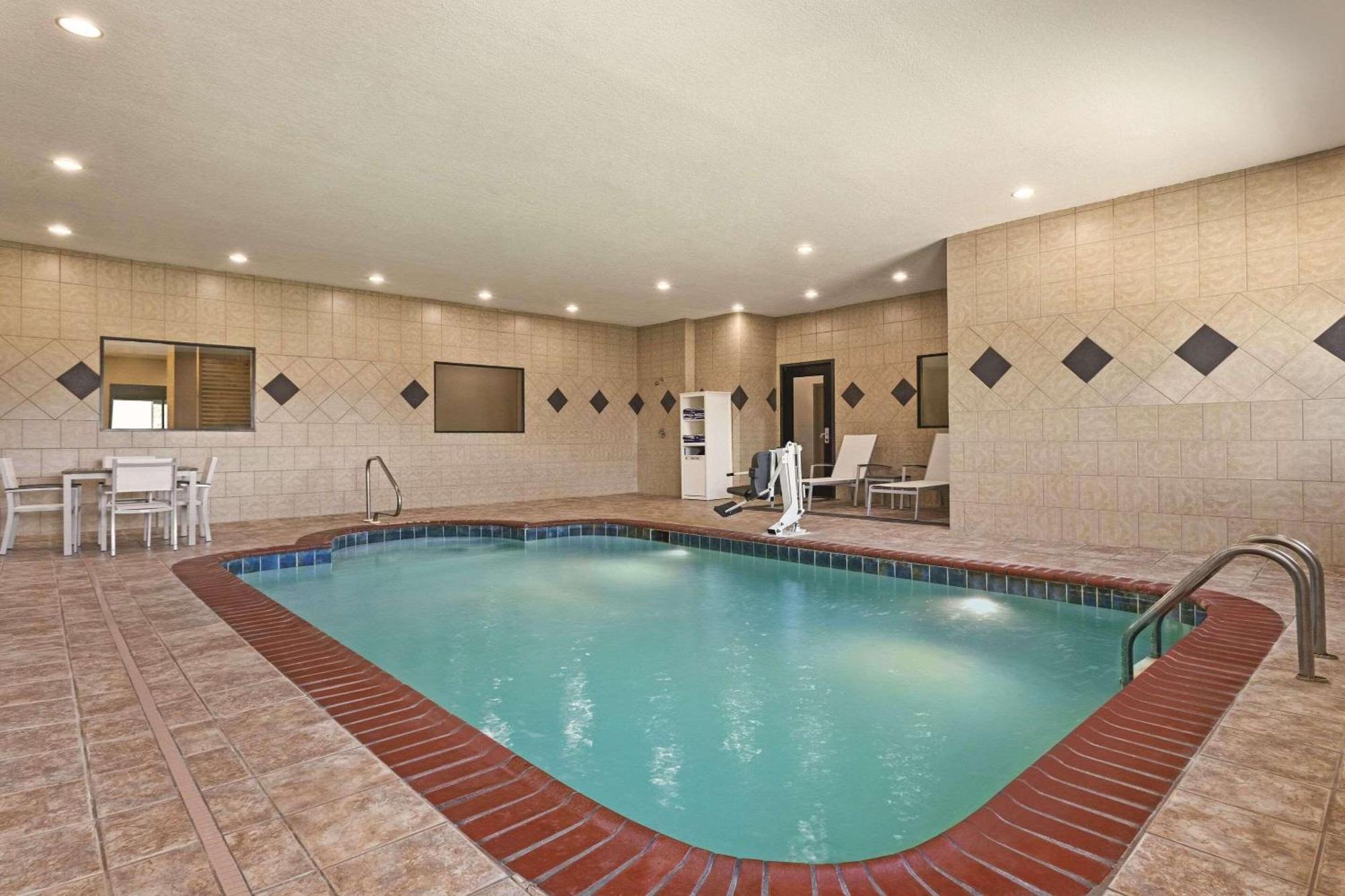 Country Inn & Suites By Radisson, Byram-Jackson South, Ms Buitenkant foto